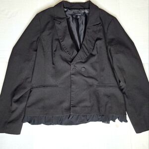 Darjoni Ruffle Edged Blazer